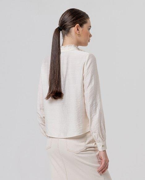 Camisa mao detalle delantero Surkana Babu beige trasera