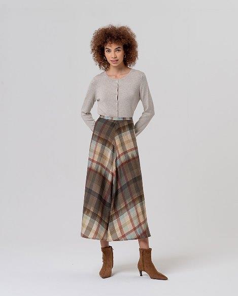 Falda capa larga escocesa Surkana Caxe