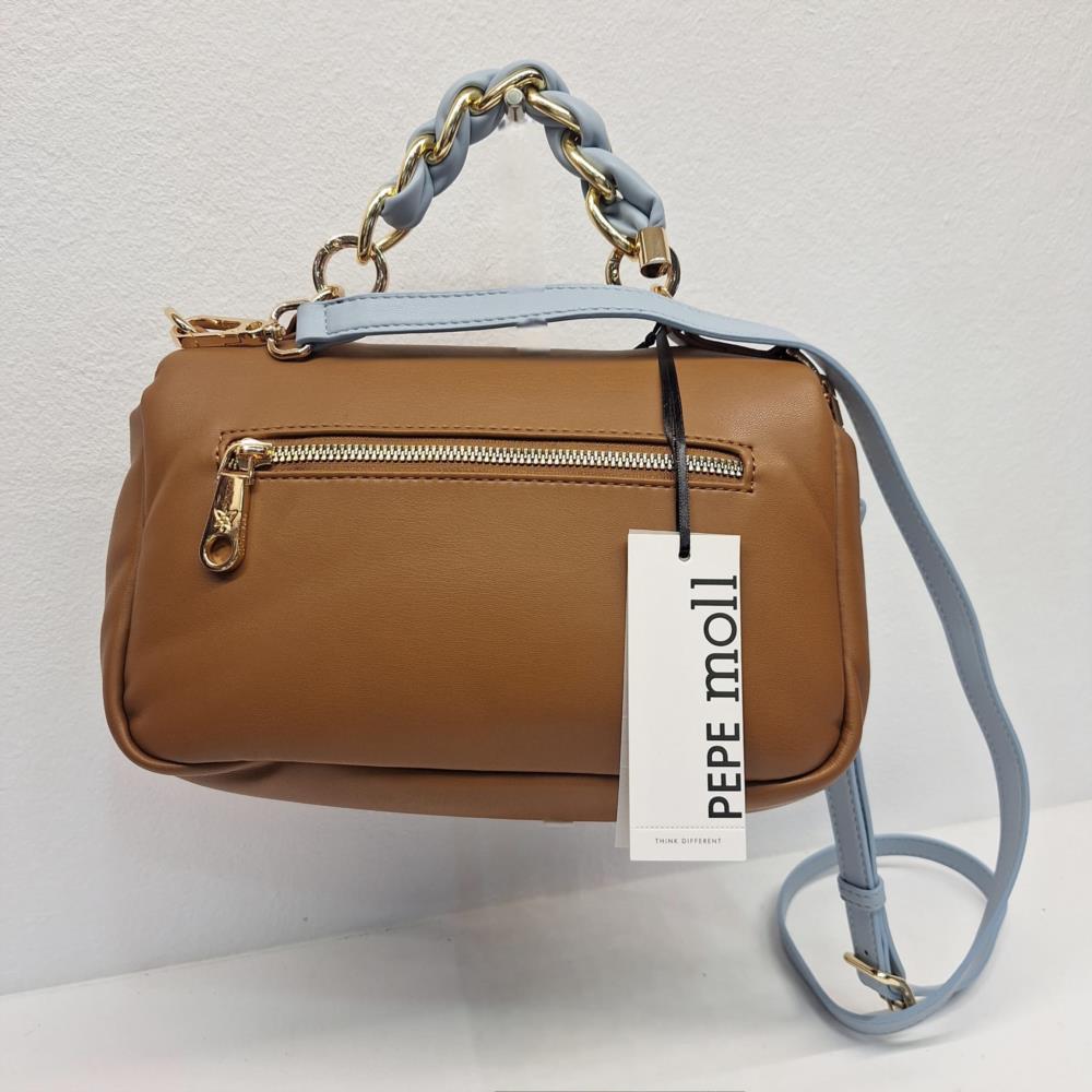Bolso solapa con cadena Pepe Moll 252382 Chiara cuero trasera