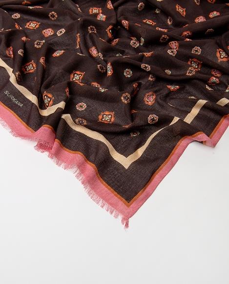 Foulard estampado rosetones Surkana Pani marrón detalle