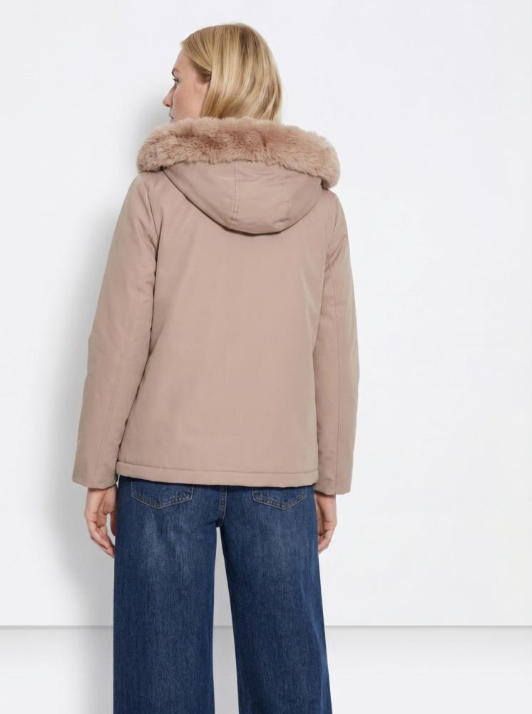 Anorak capucha pelo y forrado pelito Tiffosi Siren_2 trasera