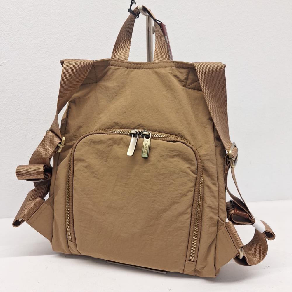 Bolso mochila antirobo nylon Tiger arena trasera