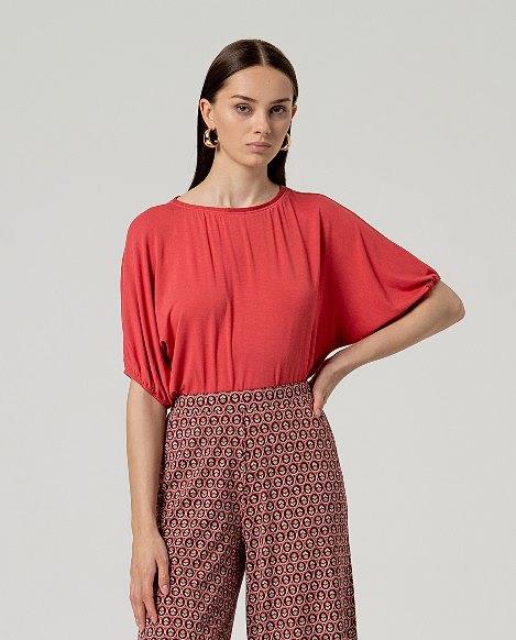 Pantalón ancho fluido estampado Surkana HICE515 rojo detalle