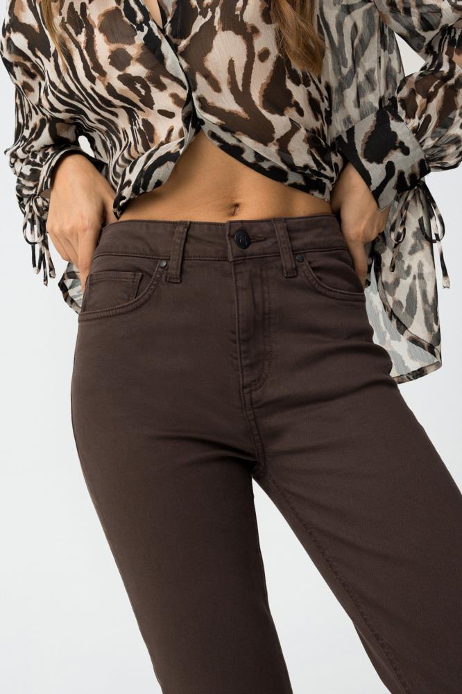 Pantalón vaquero Tiffosi Megan marrón detalle