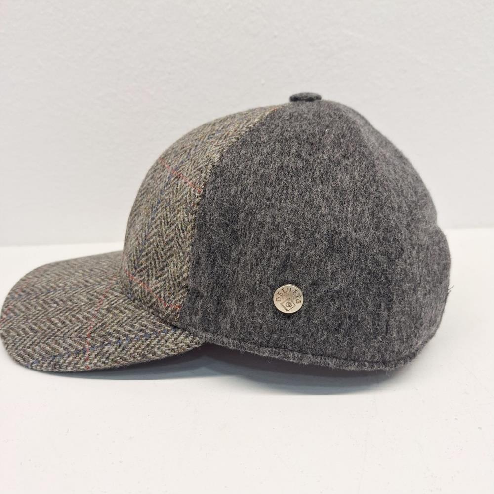 Visera strike espiga con liso gris lateral