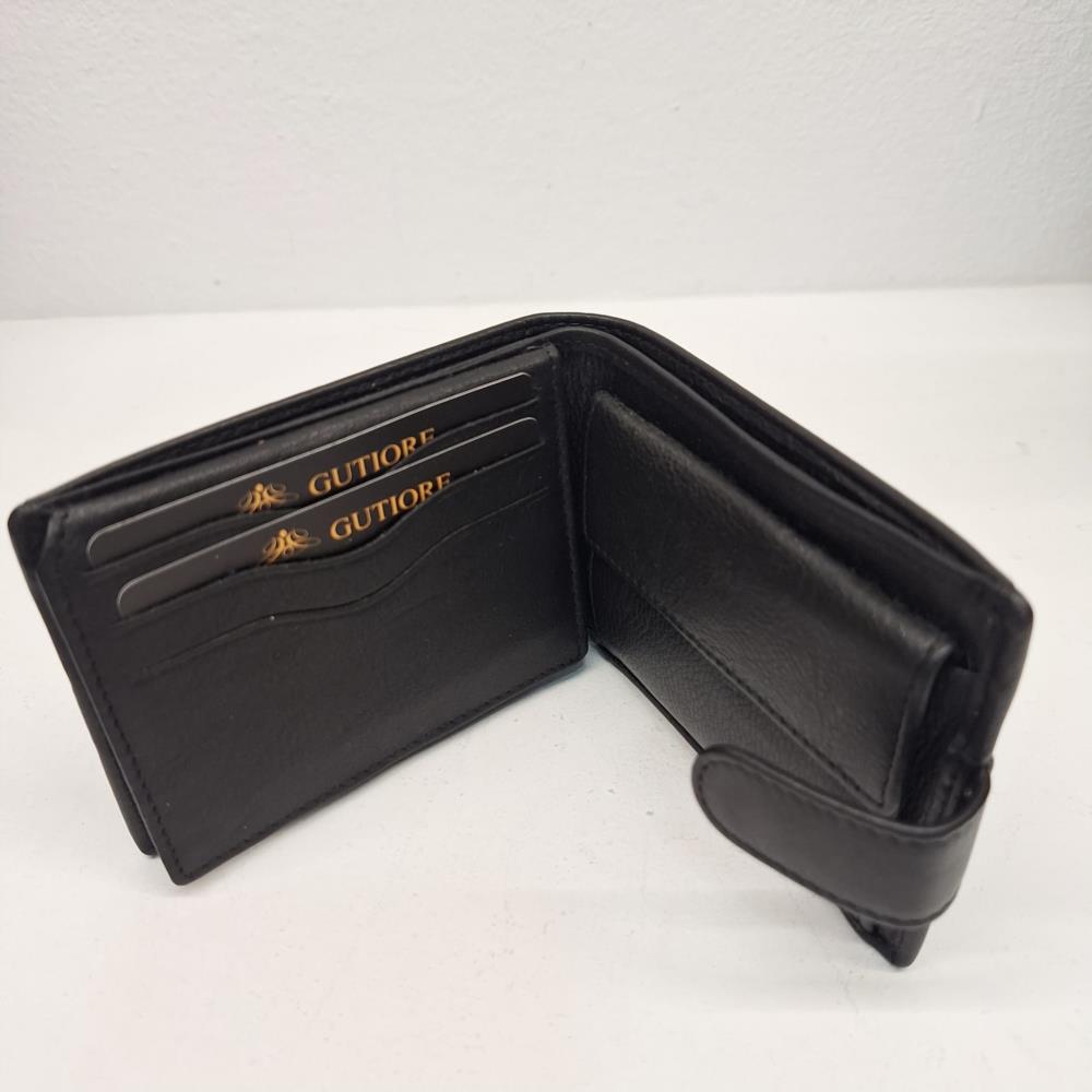 Billetera americana con monedero interior Gutiore negro  interior