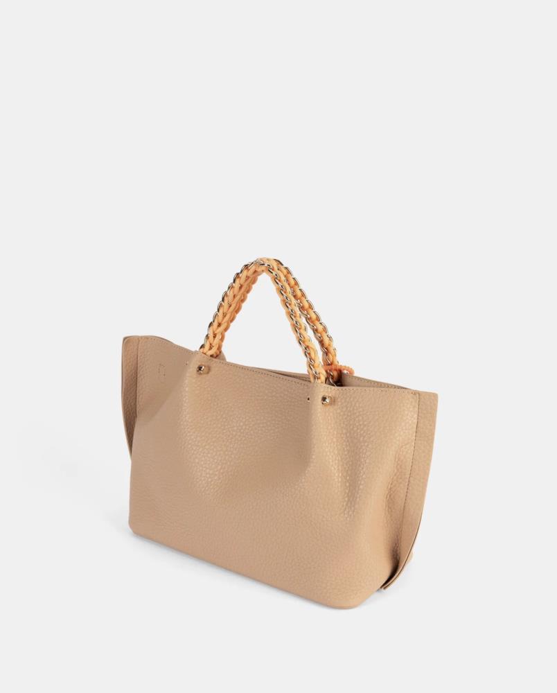 Bolso paquetero blando granulado cadena y cordón Pepe Moll 251431 Corso camel trasera