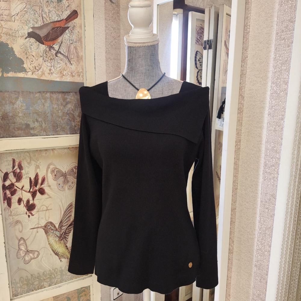 Jersey cuello barco asimétrico negro