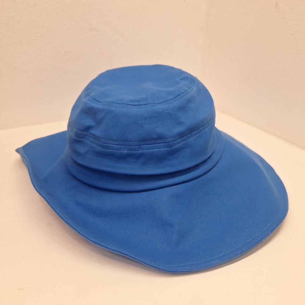 Pamela flexible arrugado tela Costa y Soler azulón