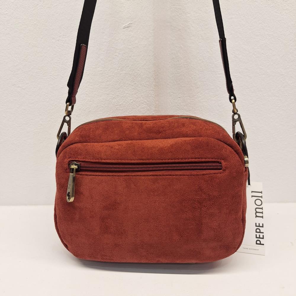 Bolso bandolera antelina lowi Pepe Moll 252343 Cayetana rojo ingles trasera