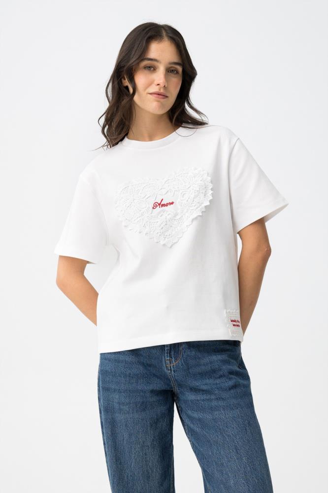 Camiseta aplique corazón Amore Tiffosi Aura cerca