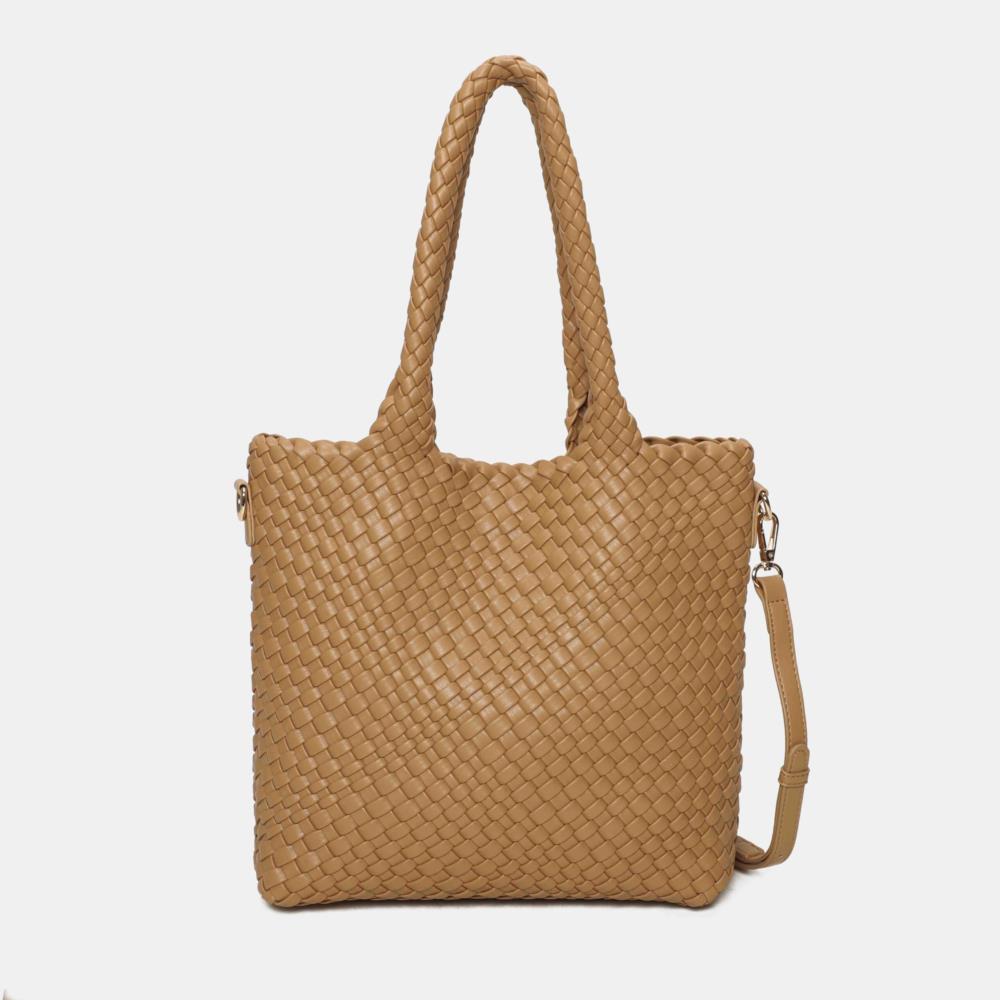 Bolso paquetero trenzado Binnari Lina camel trasera
