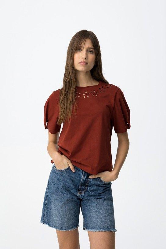 Camiseta mujer calados con perlas Tiffosi Meda caldera