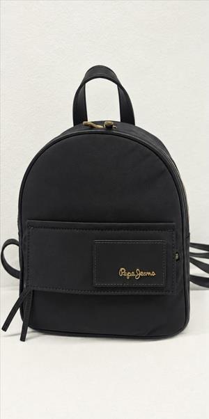Bolso mochila nylon con tapeta frontal Pepe Jeans negra